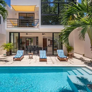  Villa Wonderful Tropical 3br, Garden, Private Pool. Mexico